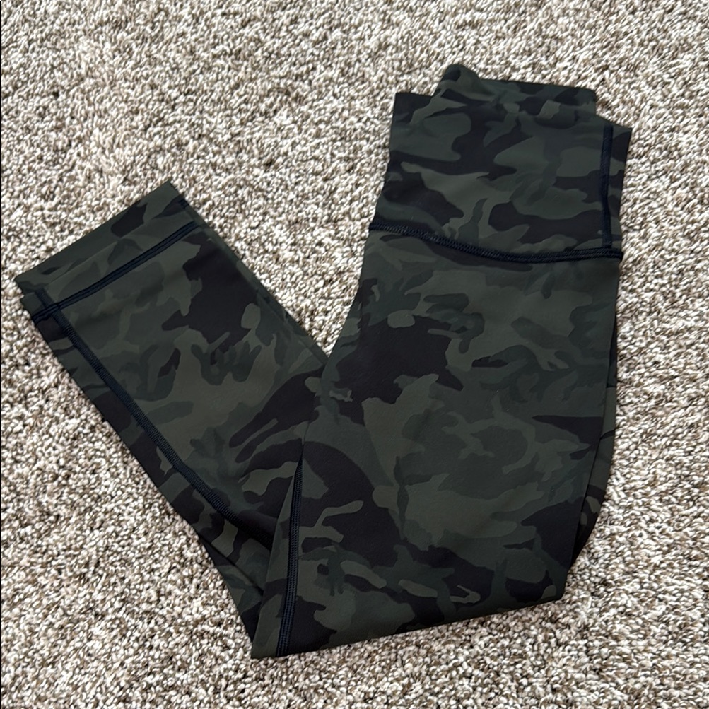 Lululemon Athletica Green And Black Camouflage Crop Leggings